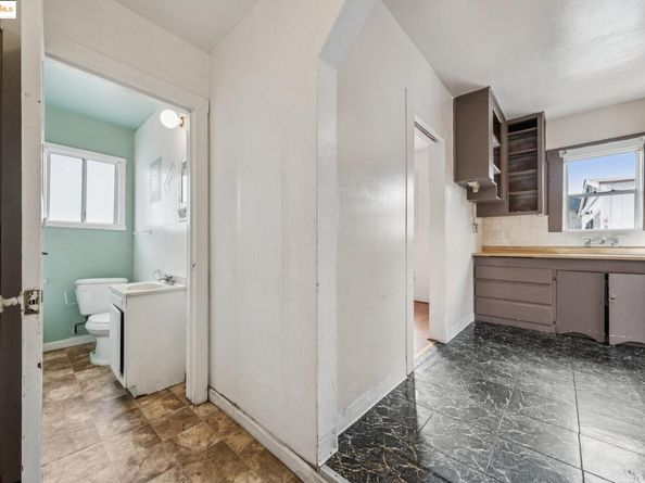 2640 77th Ave, Oakland CA 94605