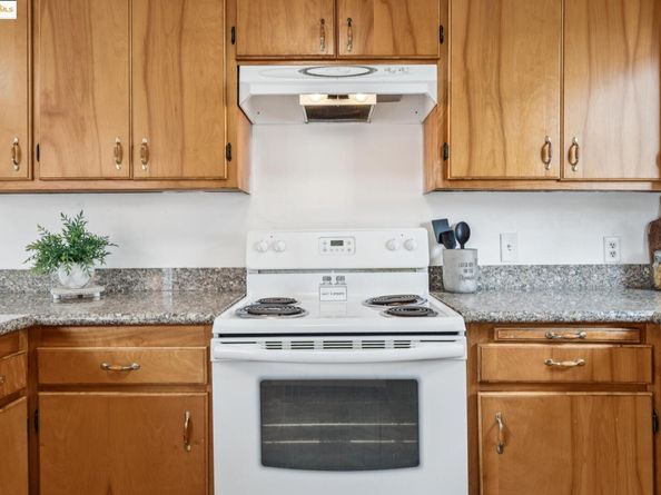 2640 77th Ave, Oakland CA 94605