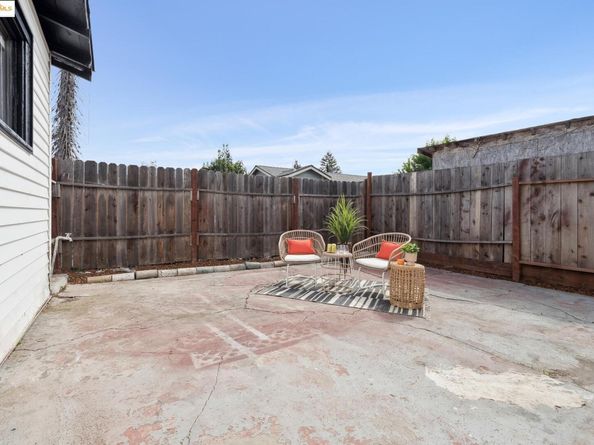 2640 77th Ave, Oakland CA 94605