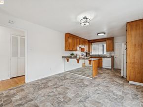 2640 77th Ave, Oakland CA 94605