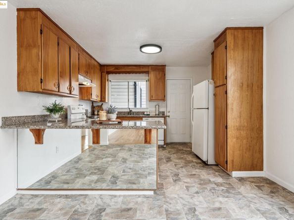 2640 77th Ave, Oakland CA 94605