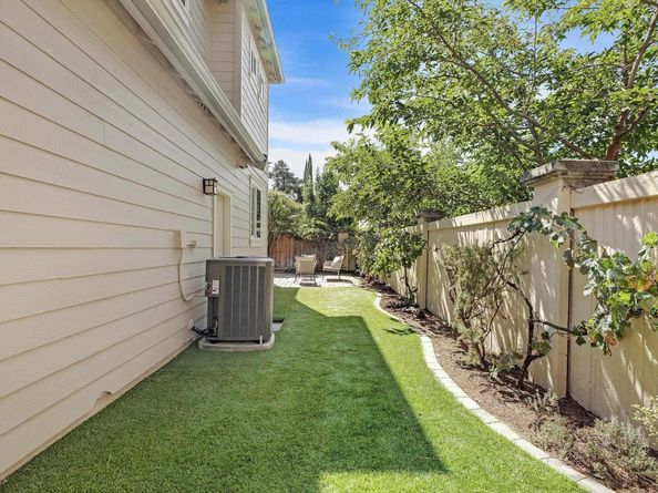 219 Blackstone Cmn, Livermore CA 94550