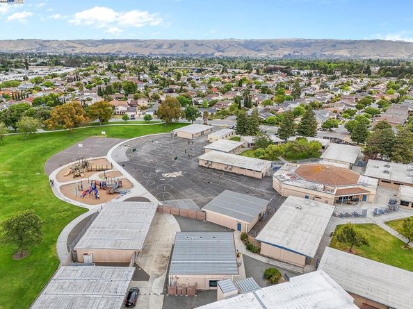 4403 Burke Way, Fremont CA 94536