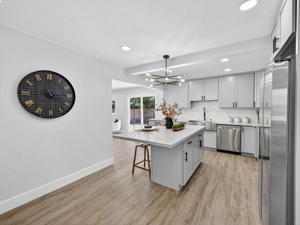 4403 Burke Way, Fremont CA 94536