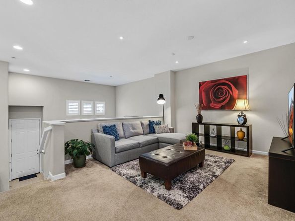 200 Old Oak Ln 3, Hayward CA 94541
