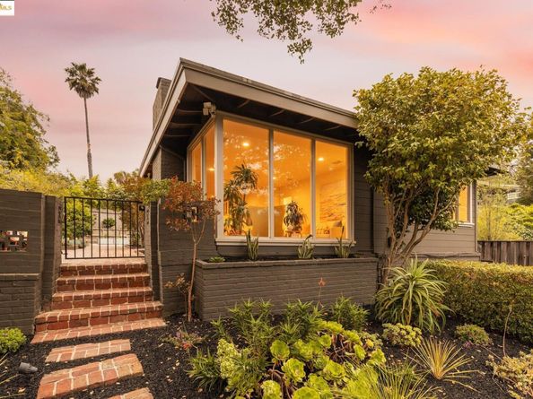 5671 Estates Dr, Oakland CA 94618