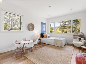 5671 Estates Dr, Oakland CA 94618