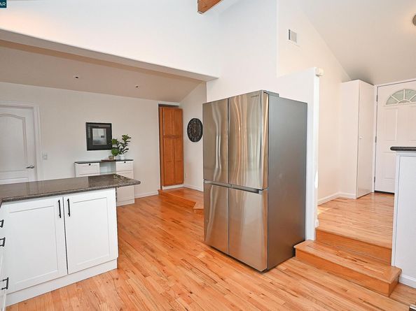 7548 Altura Place, Oakland CA 94605
