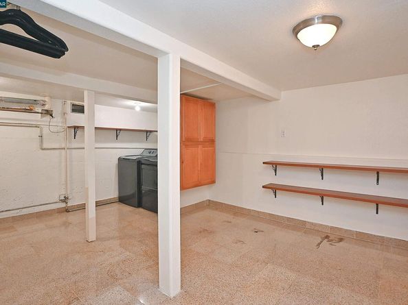 7548 Altura Place, Oakland CA 94605