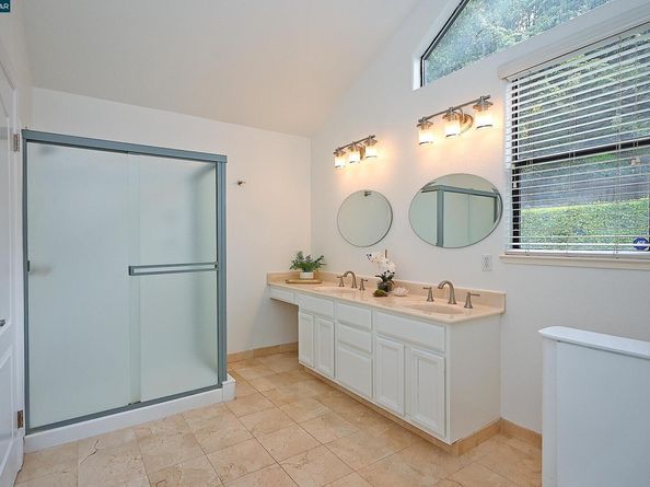 7548 Altura Place, Oakland CA 94605