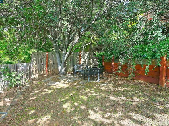7548 Altura Place, Oakland CA 94605