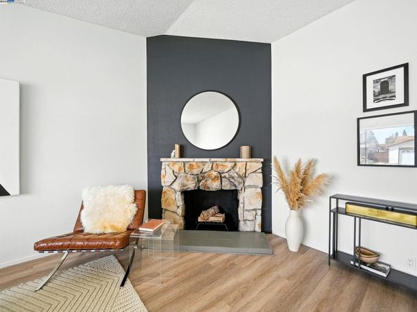 2510 Kirkwood Dr, Hayward CA 94545