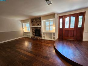 312 Wildcroft Dr, Martinez CA 94553