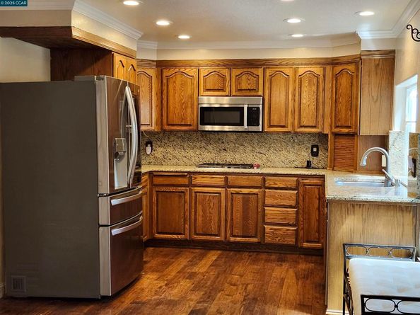 312 Wildcroft Dr, Martinez CA 94553