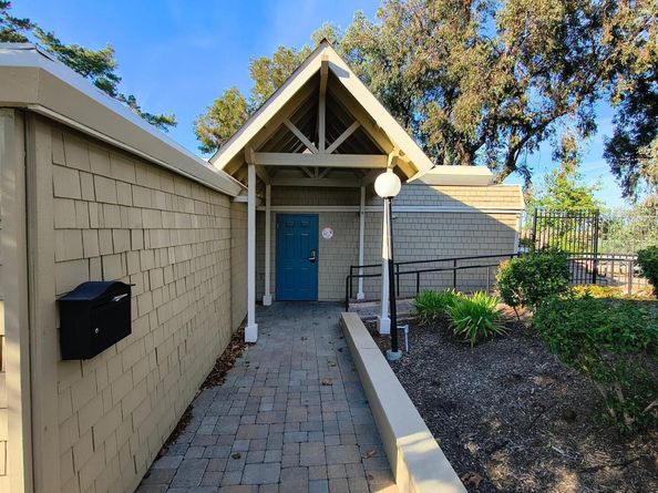 312 Wildcroft Dr, Martinez CA 94553