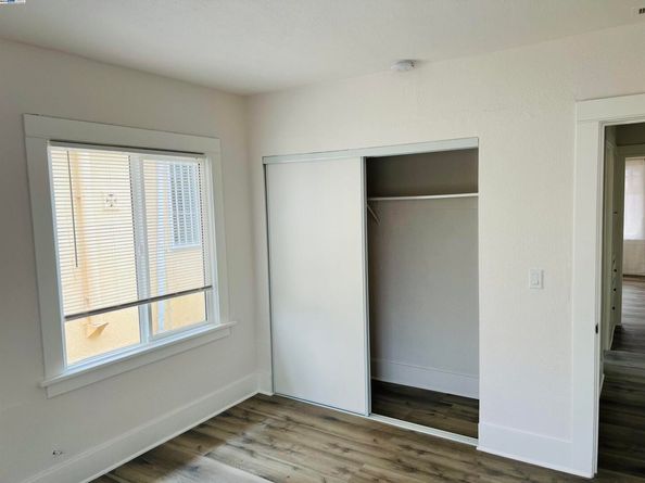 5525 Harvey Ave, Oakland CA 94621