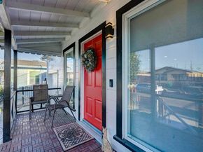 1324 104th Ave, Oakland CA 94603