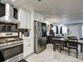 1324 104th Ave, Oakland CA 94603