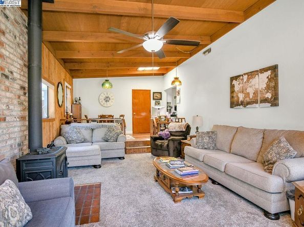 1311 Via Manzanas, San Lorenzo CA 94580