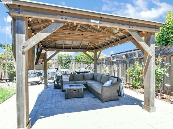 1311 Via Manzanas, San Lorenzo CA 94580