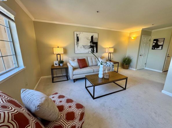 490 Bollinger Canyon Ln 367, San Ramon CA 94582