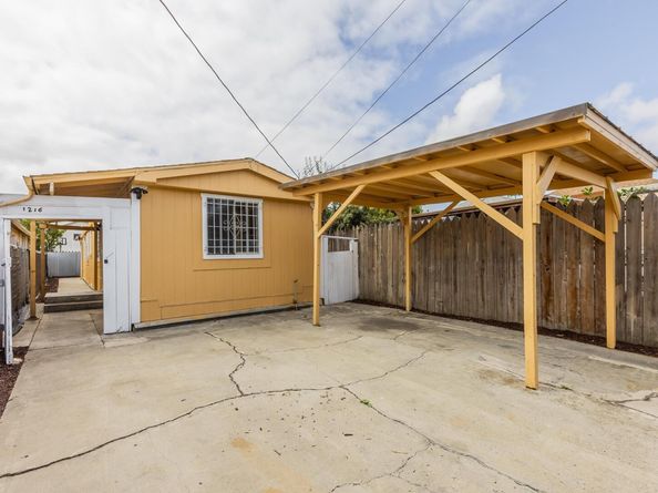 1216 88Th Ave, Oakland CA 94621