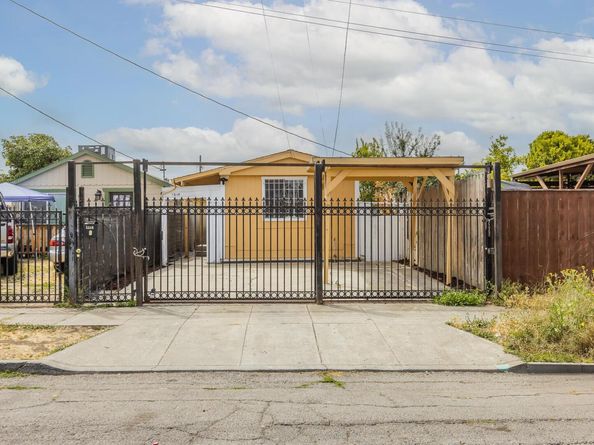 1216 88Th Ave, Oakland CA 94621