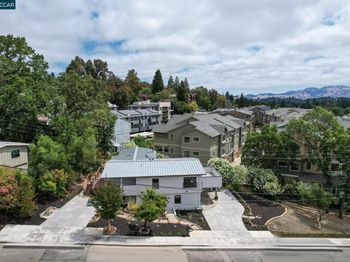 946 Risa Road