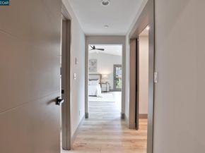 946 Risa Road, Lafayette CA 94549