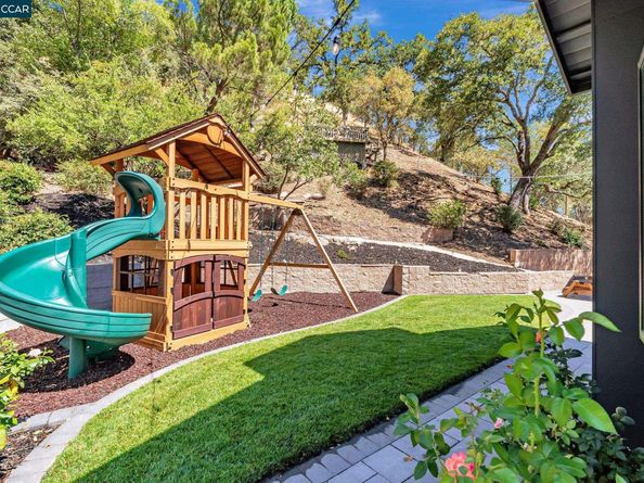 1612 Cervato Cir, Alamo CA 94507