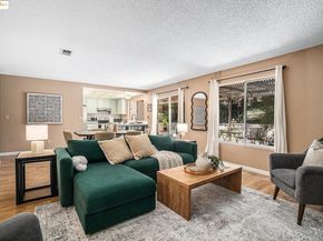 1039 Village Oaks Drive, Martinez CA 94553