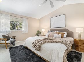 1039 Village Oaks Drive, Martinez CA 94553