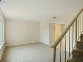 1048 Spring Valley Cmn, Livermore CA 94551