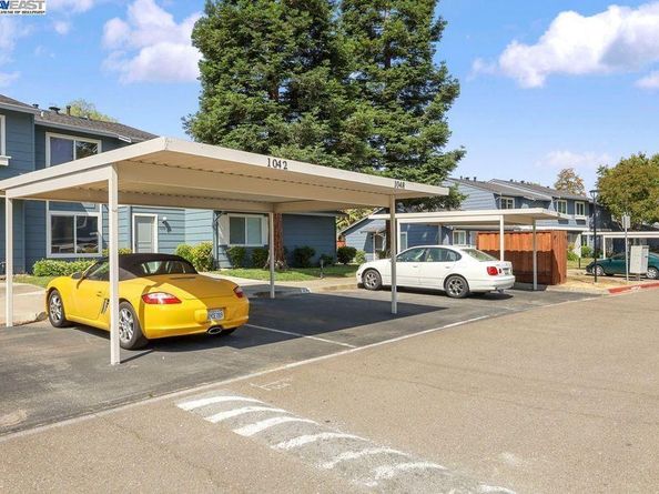 1048 Spring Valley Cmn, Livermore CA 94551
