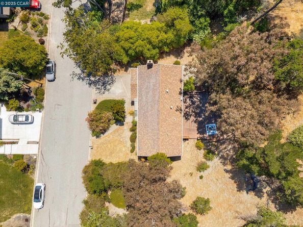 45 La Salle Dr, Moraga CA 94556