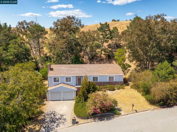 45 La Salle Dr, Moraga CA 94556