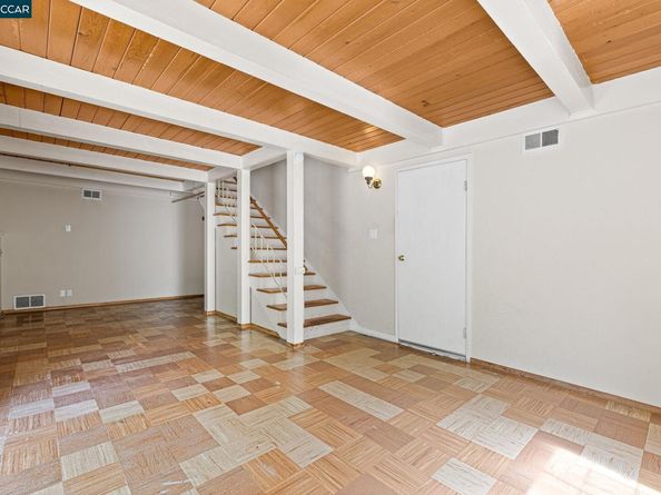 45 La Salle Dr, Moraga CA 94556