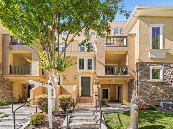 4353 Fitzwilliam St, Dublin CA 94568