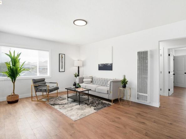 557 S 22nd St, Richmond CA 94804