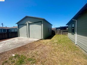 557 S 22nd St, Richmond CA 94804