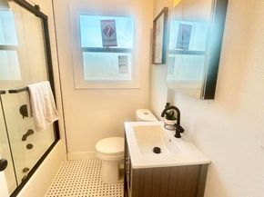 557 S 22nd St, Richmond CA 94804