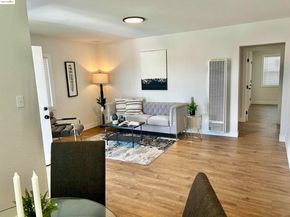 557 S 22nd St, Richmond CA 94804