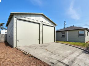 557 S 22nd St, Richmond CA 94804