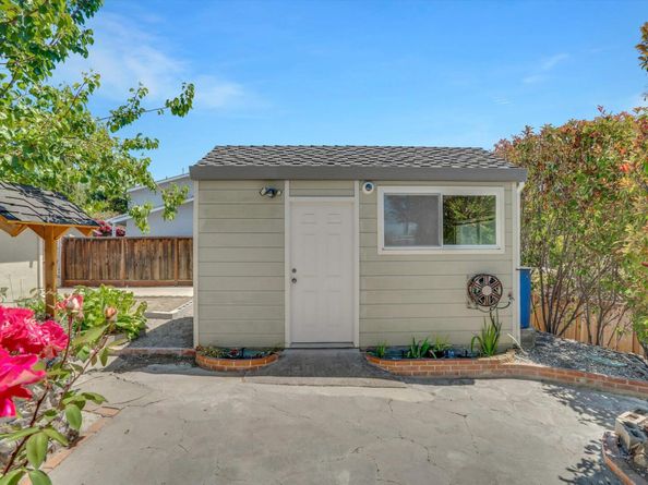355 Appian Way, Union City CA 94587