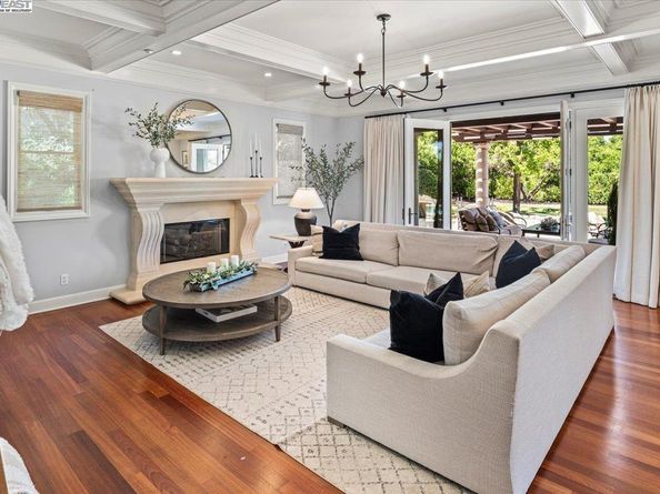 1137 Via Di Salerno, Pleasanton CA 94566