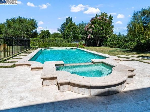 1137 Via Di Salerno, Pleasanton CA 94566
