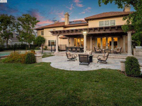 1137 Via Di Salerno, Pleasanton CA 94566