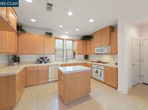 2003 De Anza Ln, Hercules CA 94547