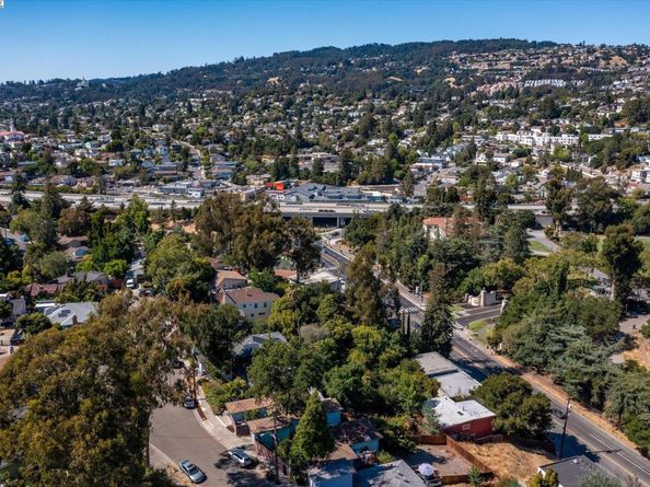 3412 Wyman St, Oakland CA 94619