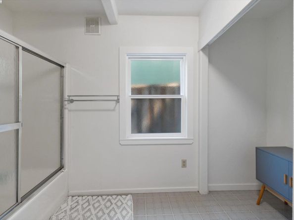 3412 Wyman St, Oakland CA 94619
